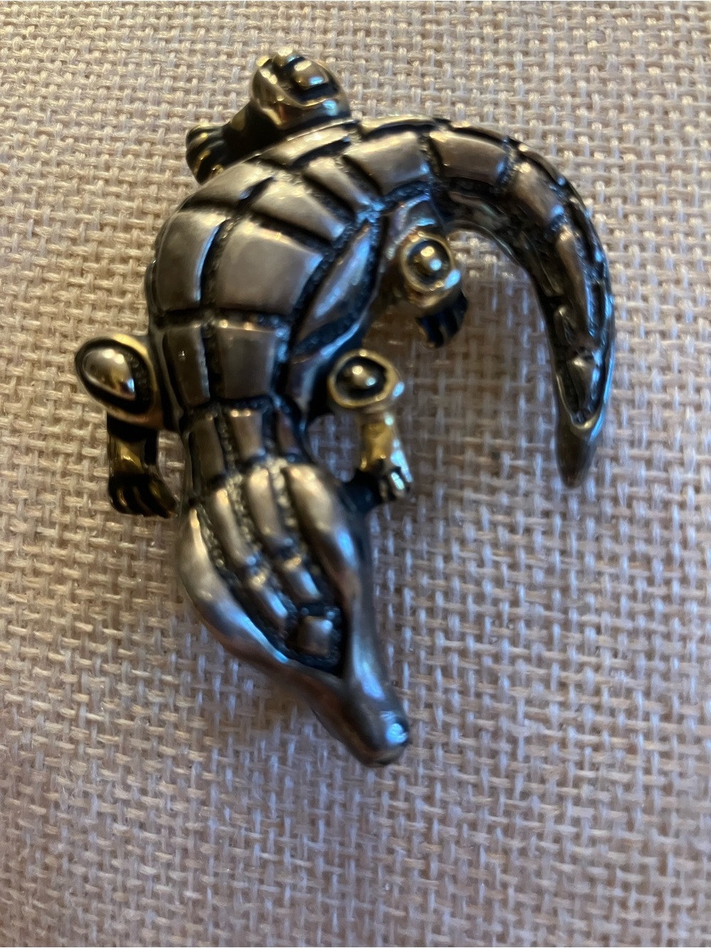 Vintage ALLIGATOR BROOCH 2 1/4” - Picture 8 of 9